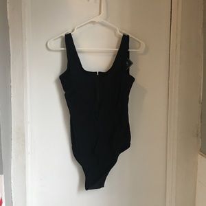 Blackless zipper front black one piece swimsuit